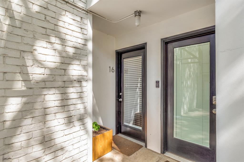 Buena Vista Street Condo 4242 - Residential