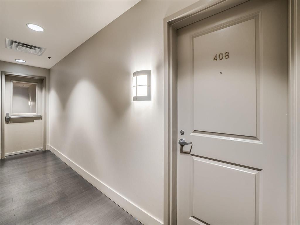 Metropolitan 1200 Main St Condo - Residential