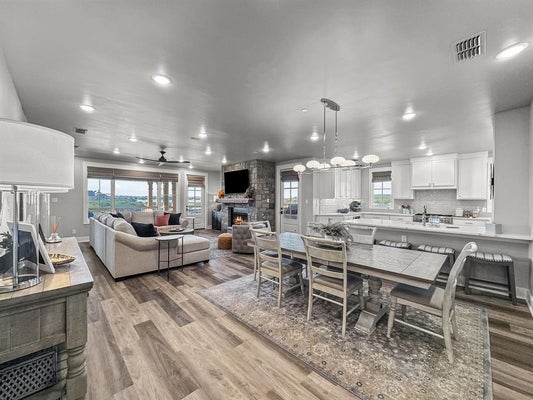 1673 SCENIC DR # 203, GRAFORD, TX 76449 - Image f1956fad0217fe7a8771e4eabcaa48ef/894015647