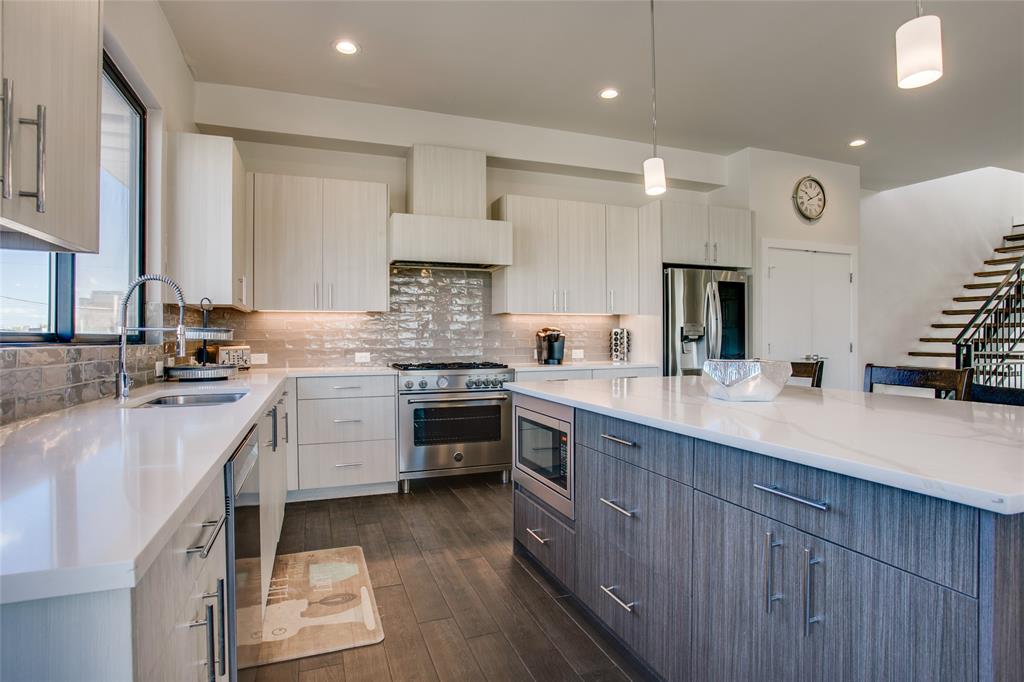 DALLAS LAND AND LOAN 2 - Residential Income