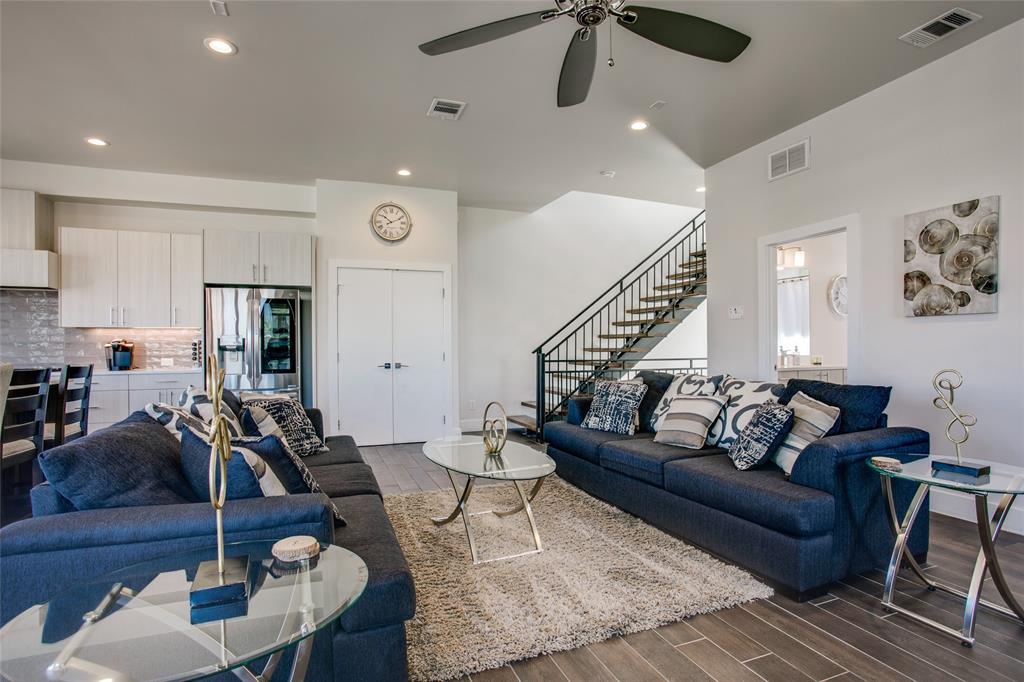 DALLAS LAND AND LOAN 2 - Residential Income