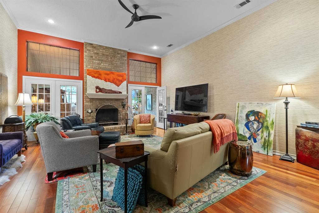 4004 Lazy Creek Drive