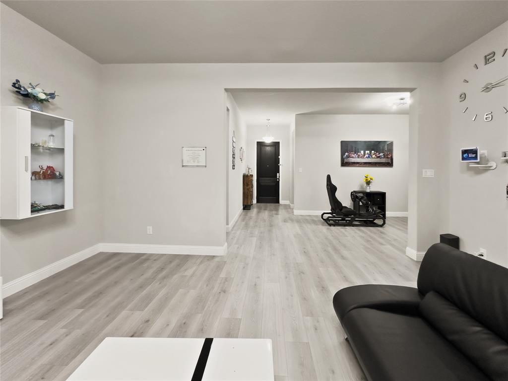 3722 Autumncrest Street