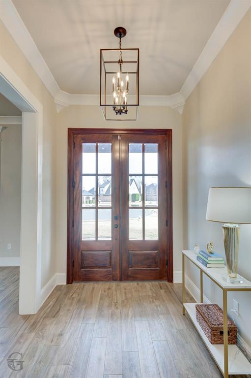 250 Piccadilly Circle