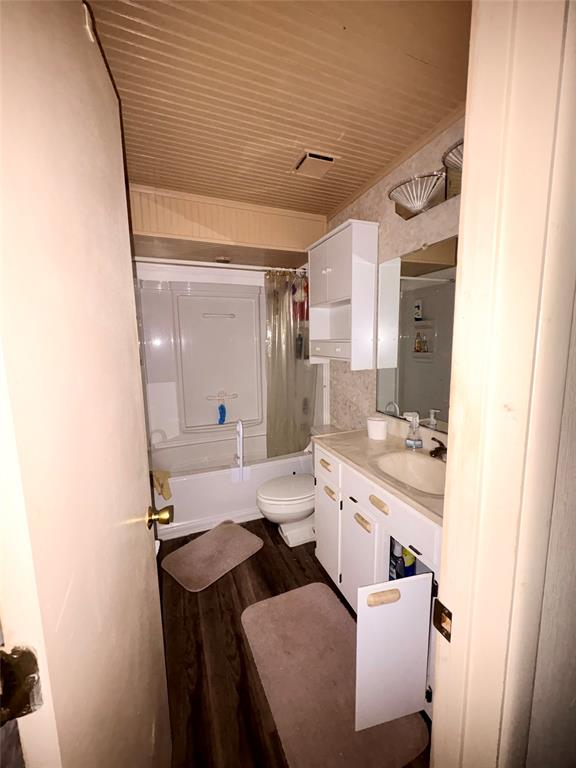 Lake Shore Acrs-Rev - Residential