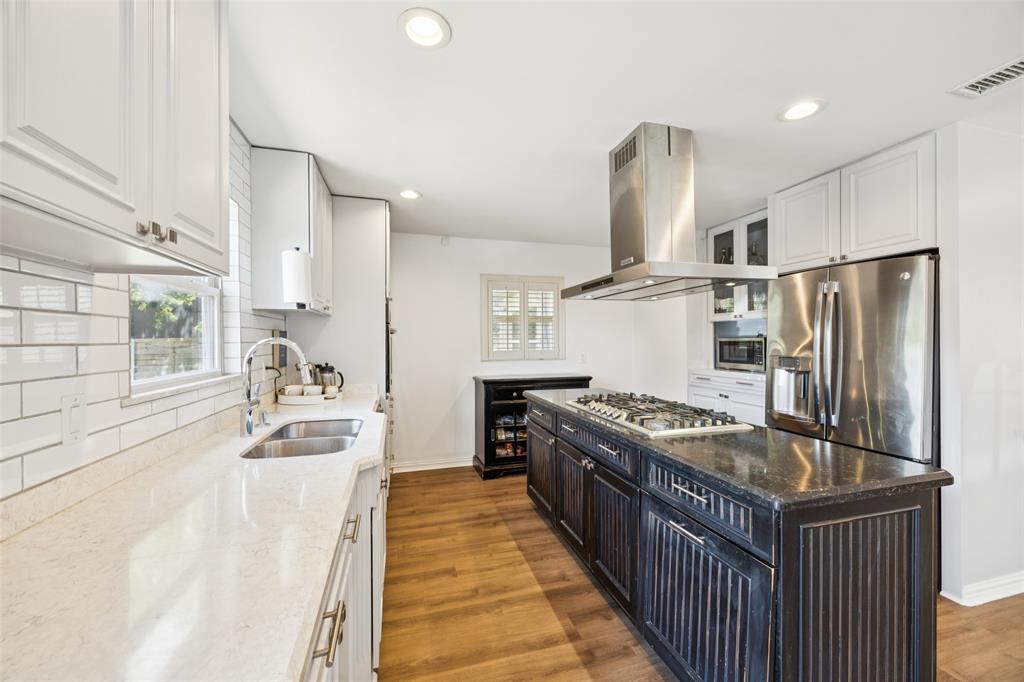 3875 Highgrove Drive