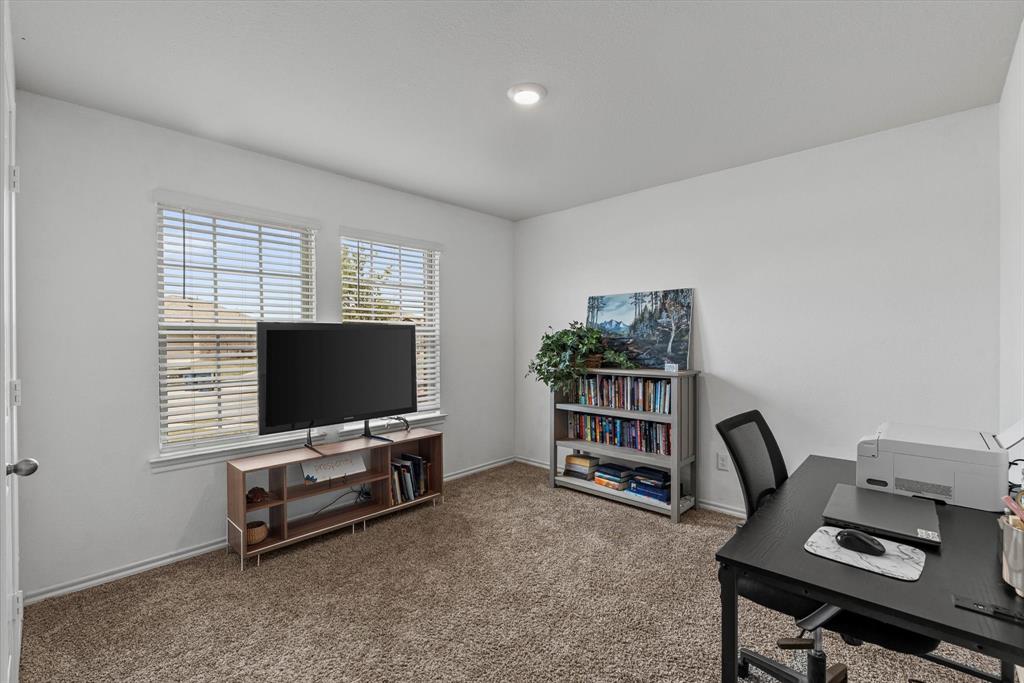 1003 Homestead Lane