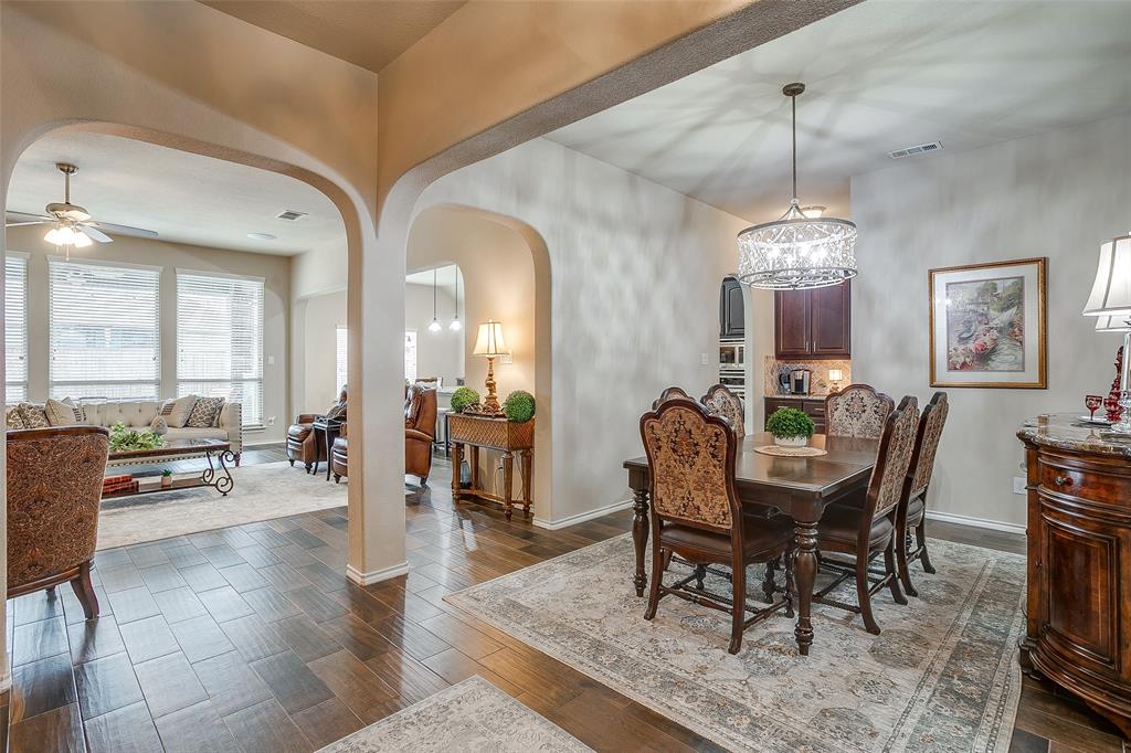 Twin Mills - Residential