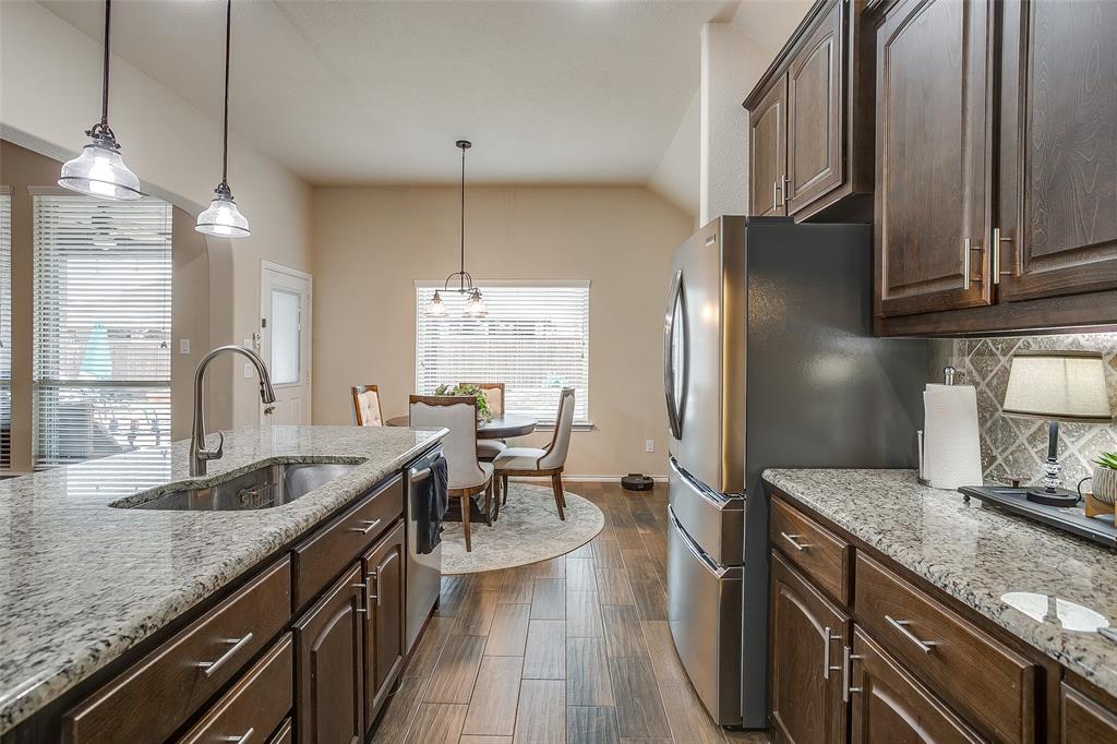 Twin Mills - Residential