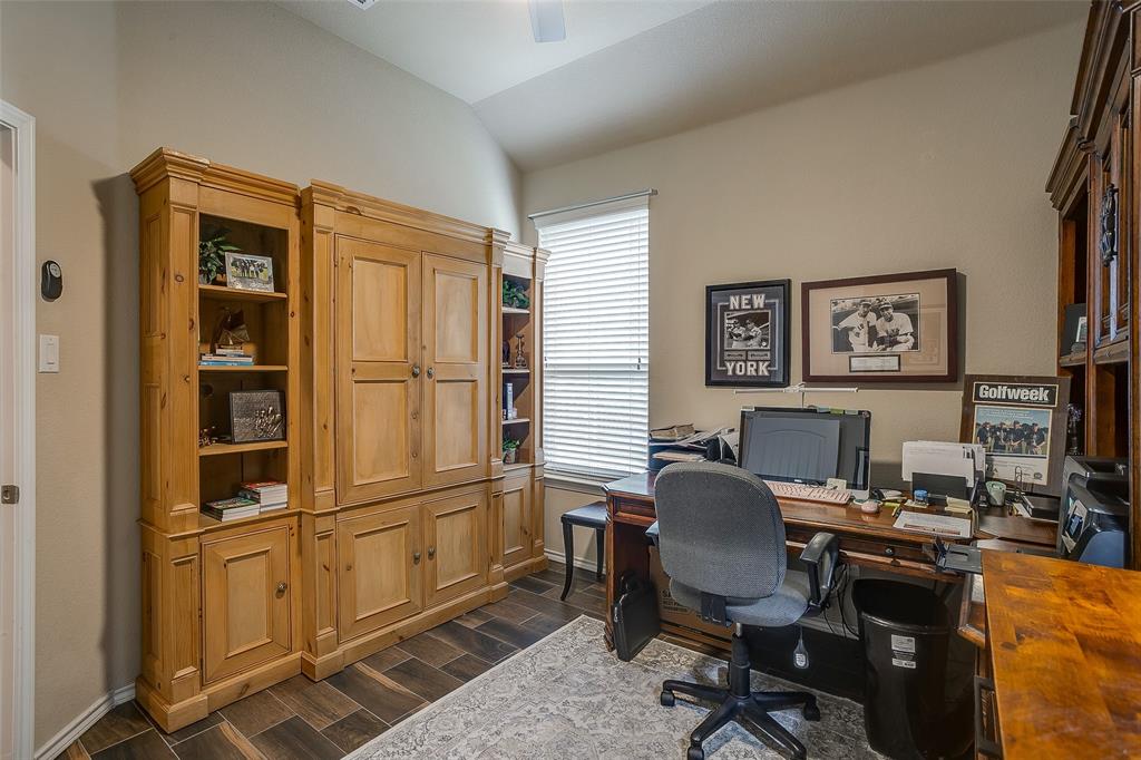 Twin Mills - Residential