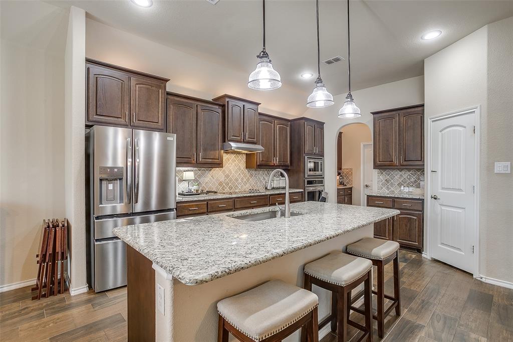 Twin Mills - Residential