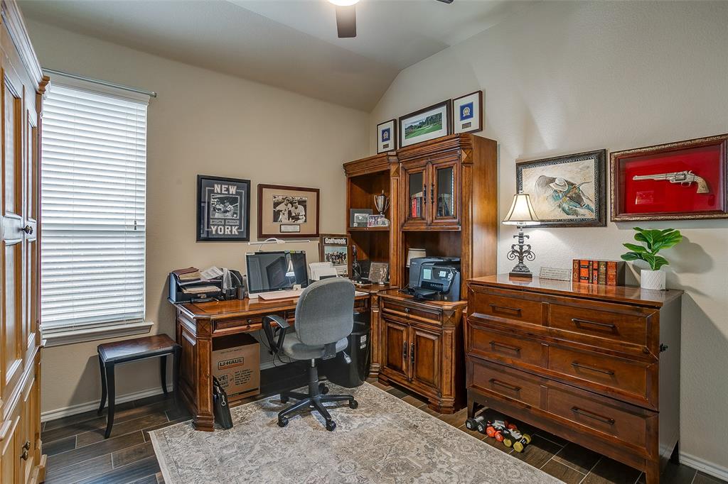 Twin Mills - Residential