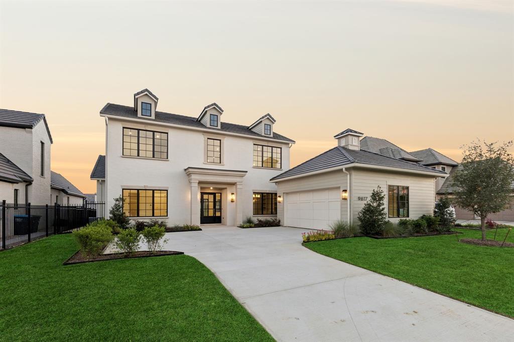 Montrachet - Residential