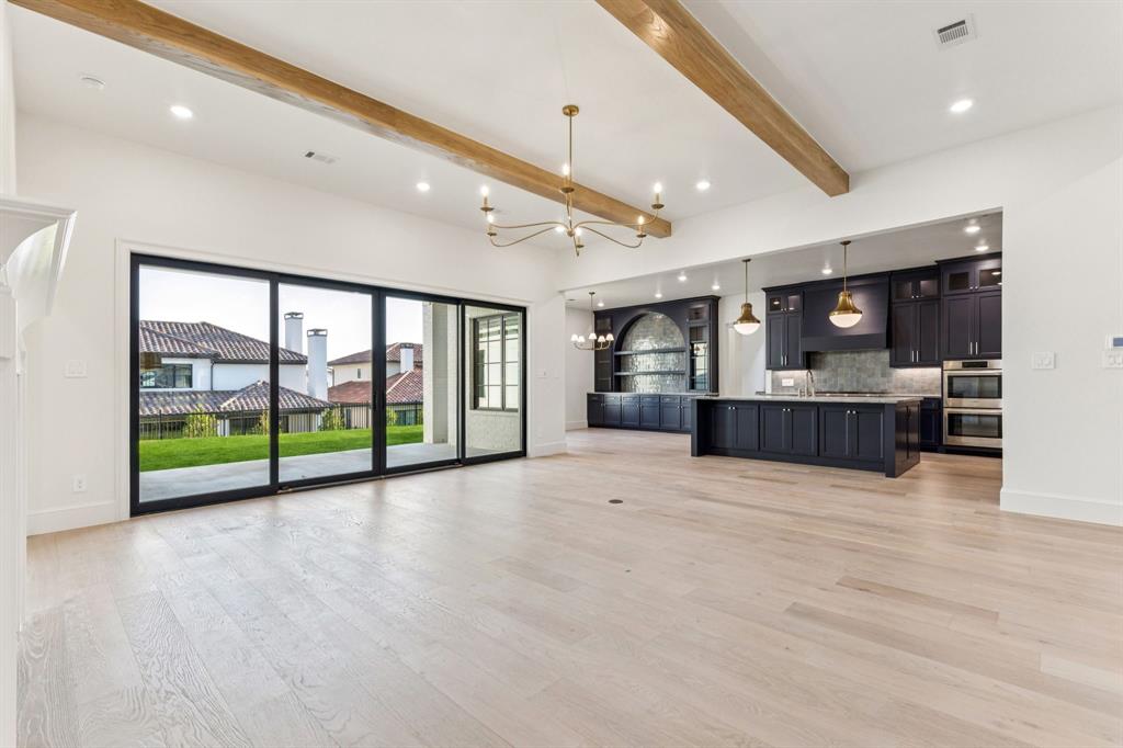 Montrachet - Residential