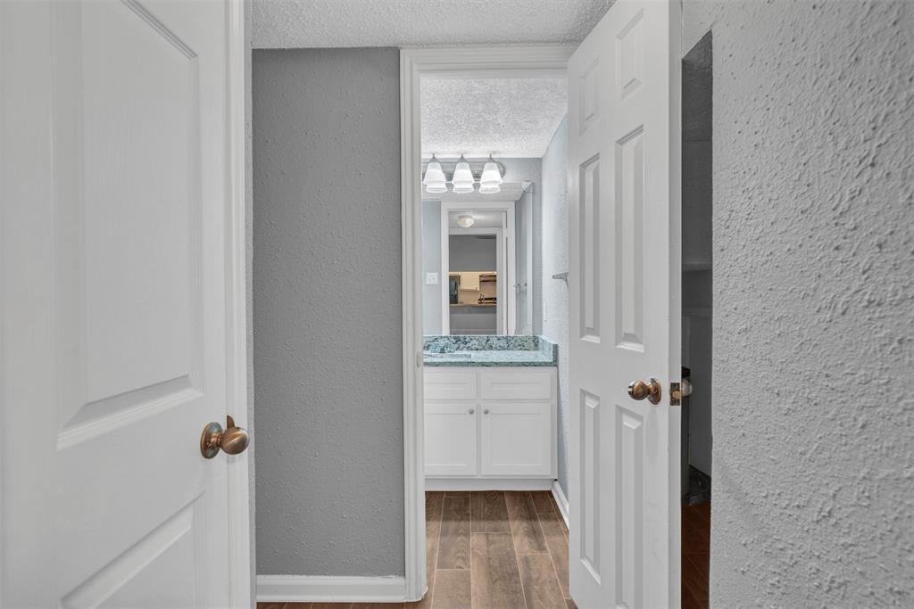 Springtree Crossing Condos - Residential