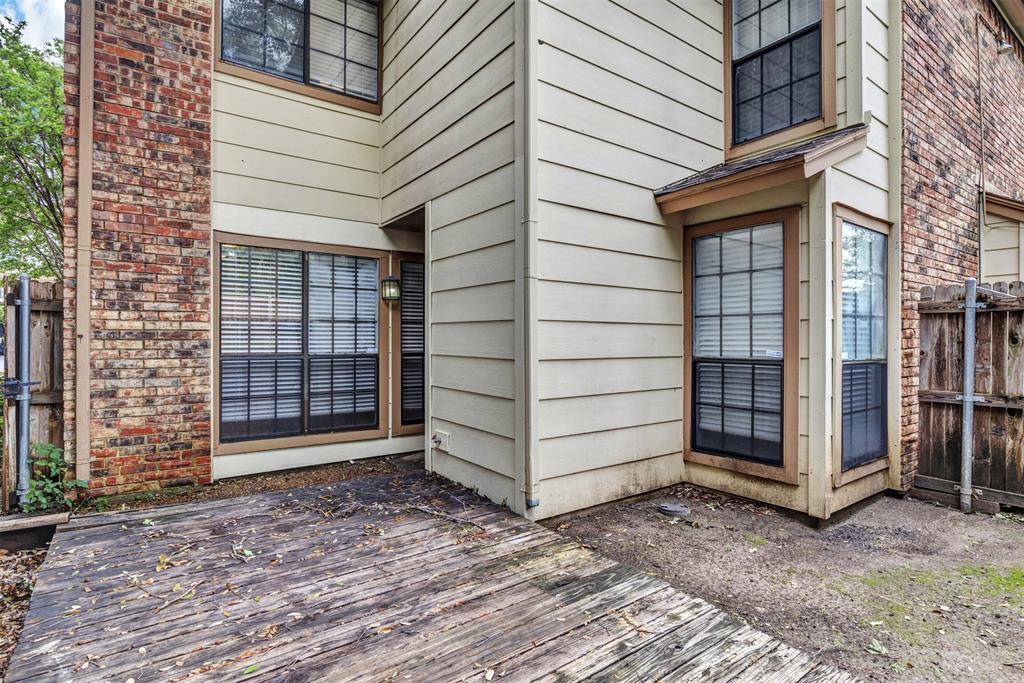 Springtree Crossing Condos - Residential