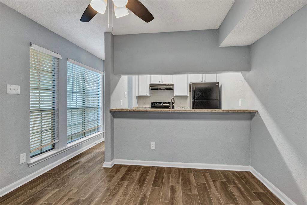 Springtree Crossing Condos - Residential