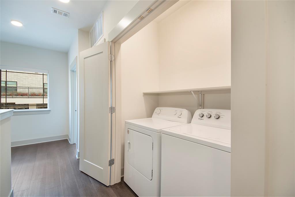 Caruth Place - Residential Lease