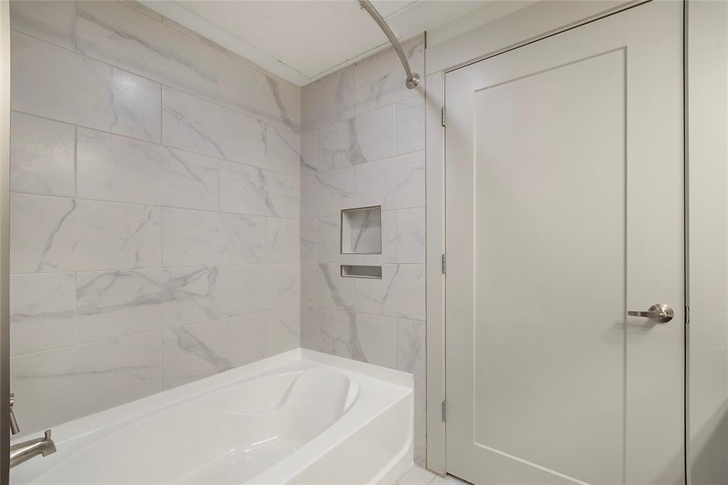 Caruth Place - Residential Lease