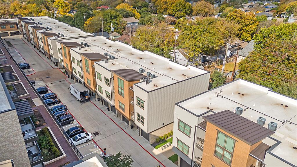 Caruth Place - Residential Lease