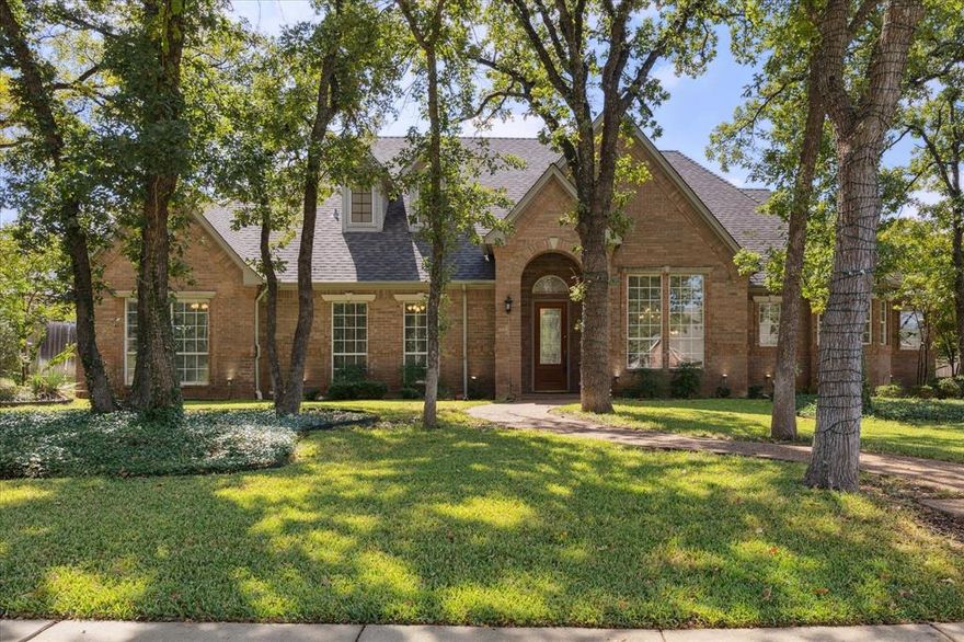 A rare find, this single story beauty sits on over a half an acre.  All bedrooms are spacious and each has a bathroom.  The primary suite is made even more cozy with a fireplace, sitting area and a dream closet.  The chef in the family will love the large kitchen which sits open to the family room.  The whole house is bathed in sunlight from the many windows.  Relax with family in the huge backyard or take a dip in the sparkling salt water pool with a rock waterfall.  An extra bonus room, above the garage, is fully finished out and is under the central heat and air.