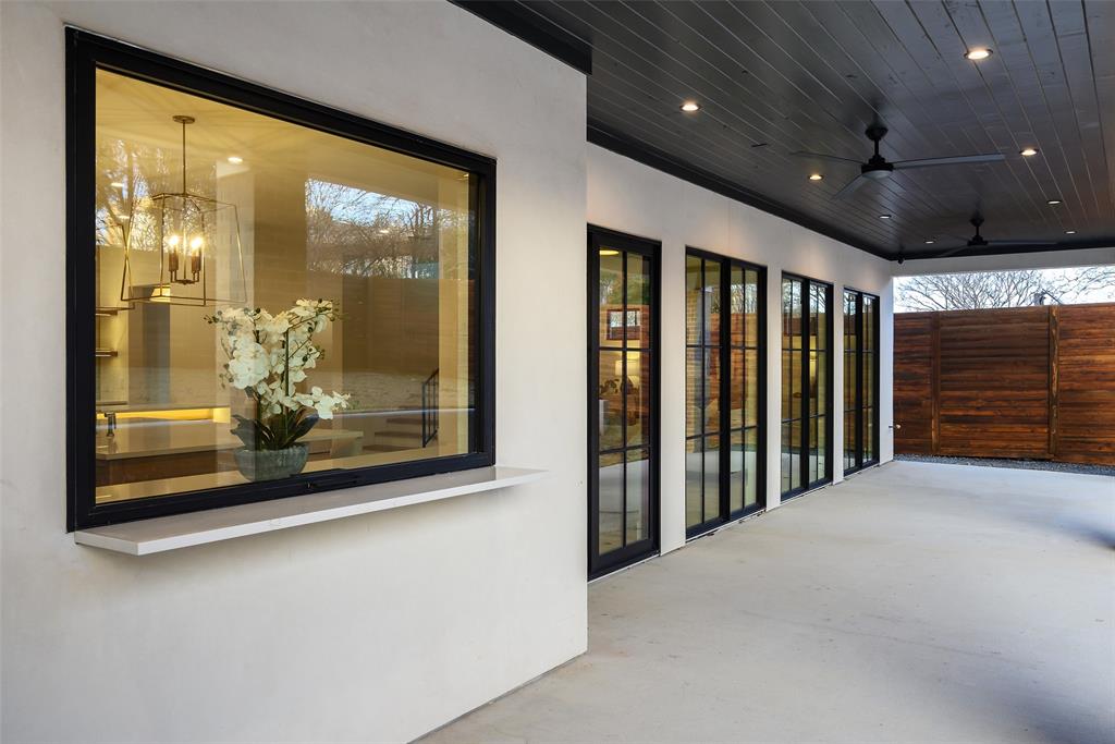 LAKEWOOD ESTATES - Residential