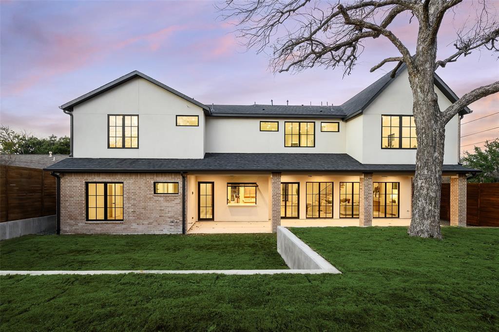 LAKEWOOD ESTATES - Residential