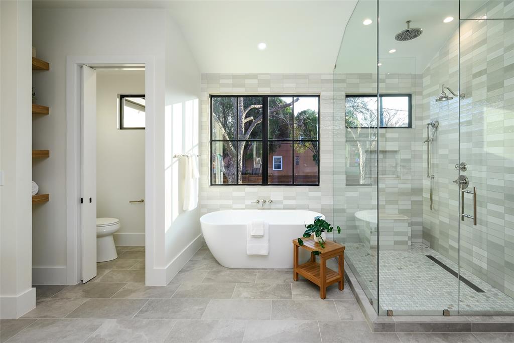 LAKEWOOD ESTATES - Residential