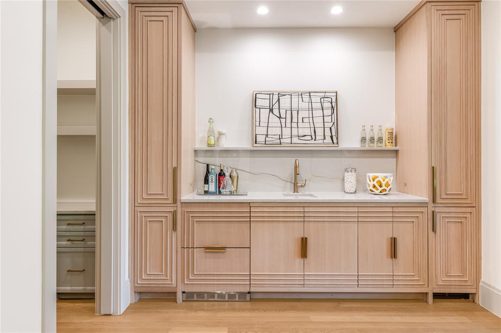 Midway Hills - Residential