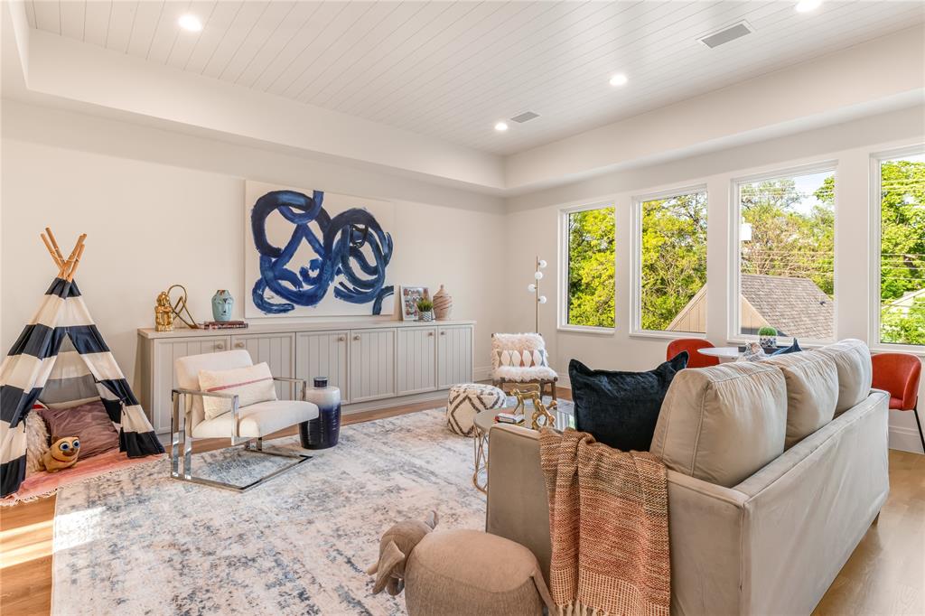 Midway Hills - Residential