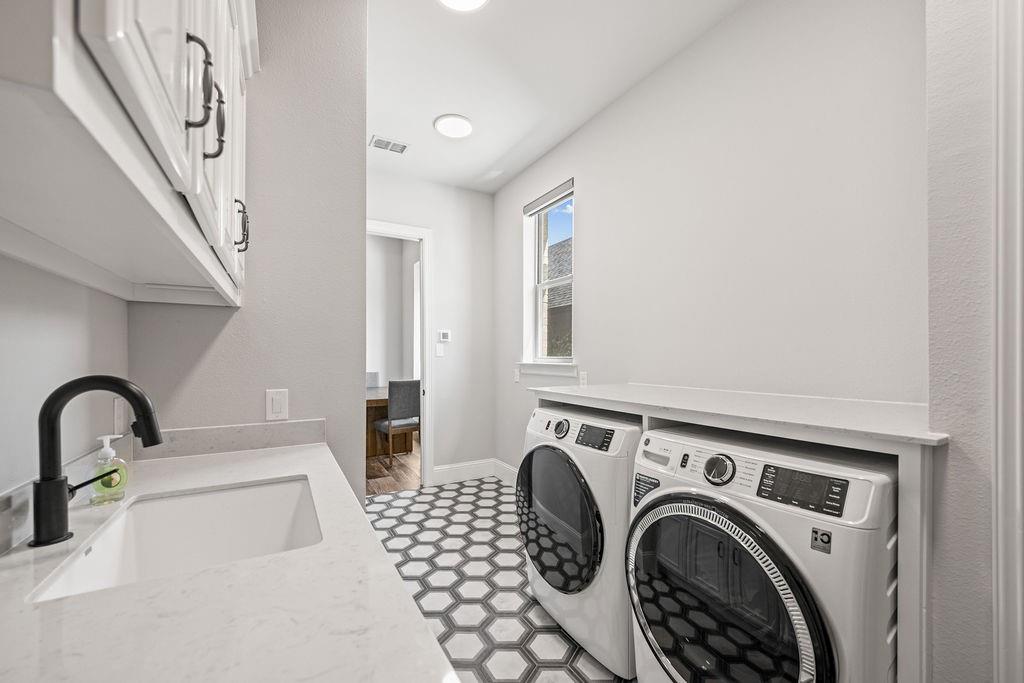 Thomas Crossing Add - Residential
