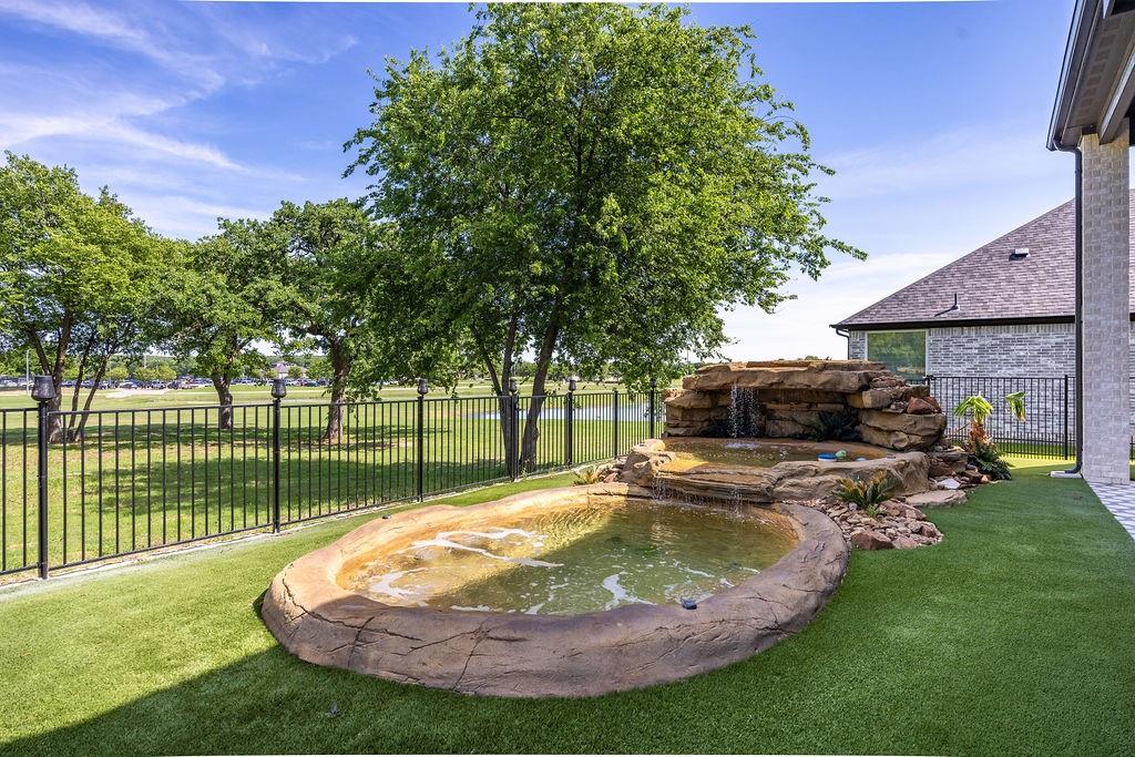 Thomas Crossing Add - Residential