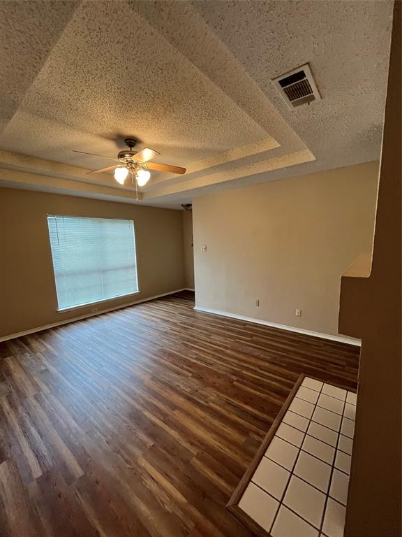 5331 Northridge Boulevard