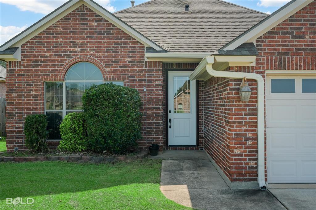 Haughton, Louisiana 71037, United States, 3 Bedrooms Bedrooms, ,2 BathroomsBathrooms,Residential,Active,182452