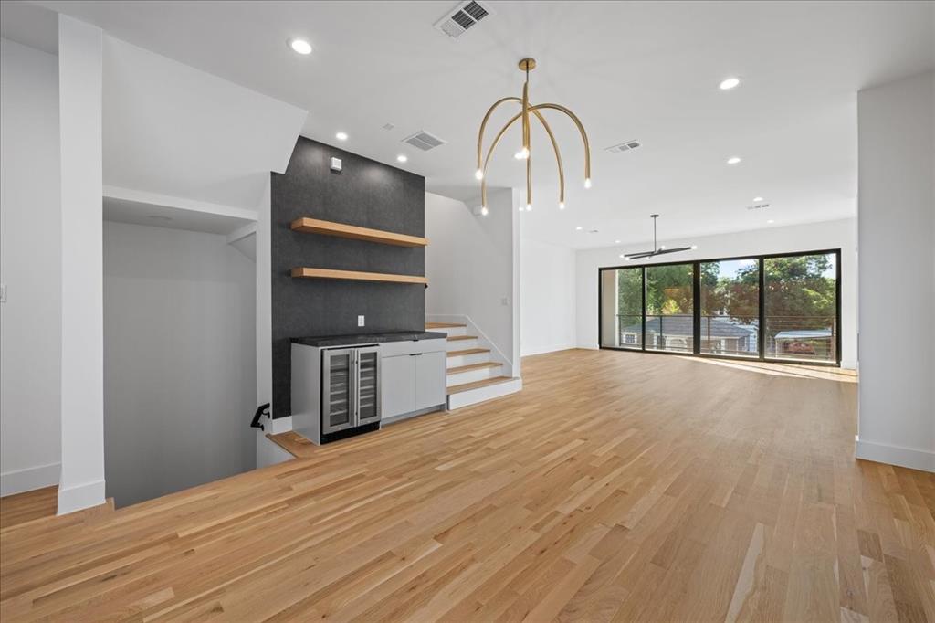 Belmont Park Rev - Residential