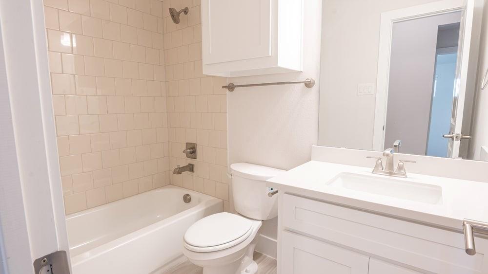 The Abbey at Mercer Crossing - Residential