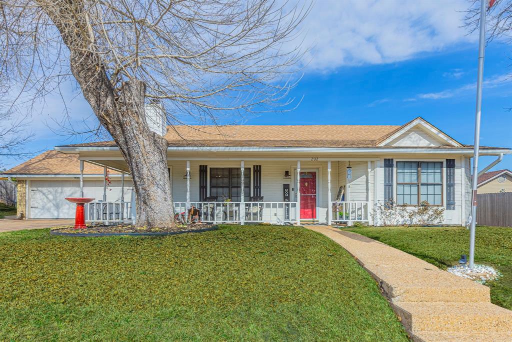 202 E San Benito Drive