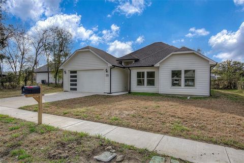 2309 Marshall Street Greenville TX 75401