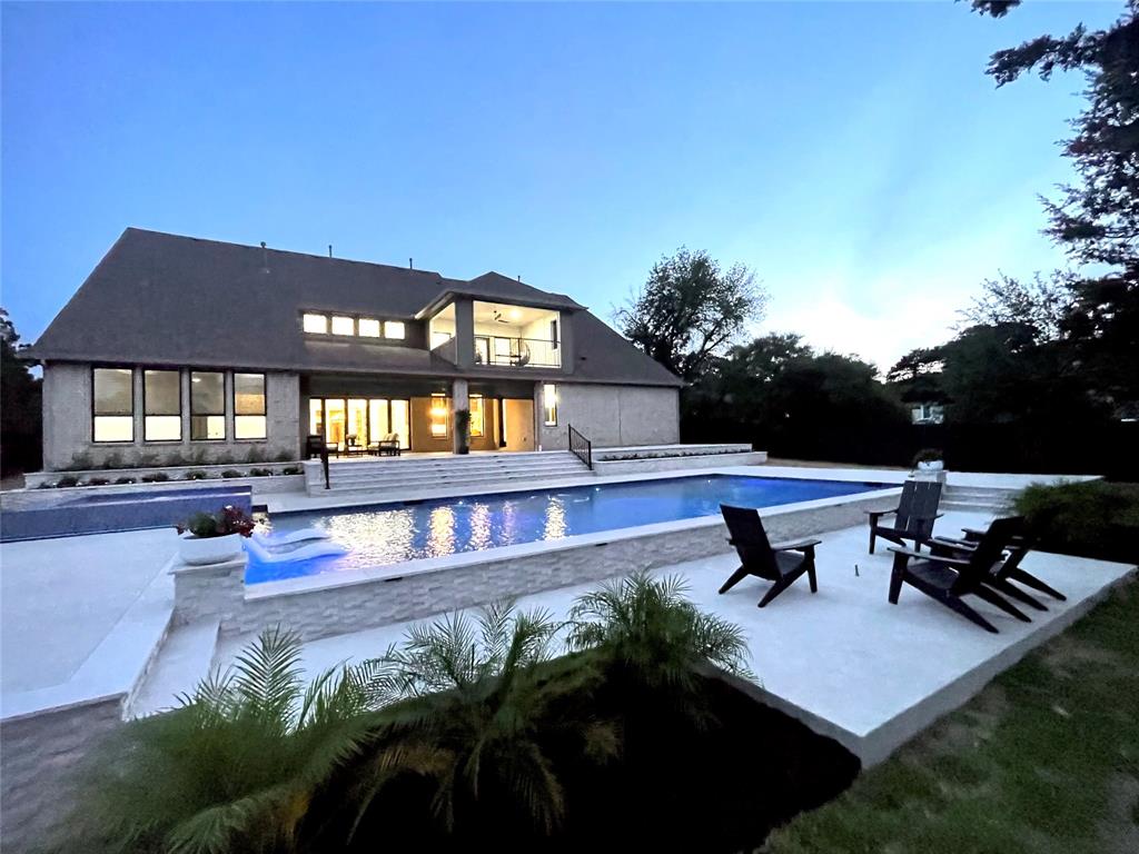 320 W Highland Street