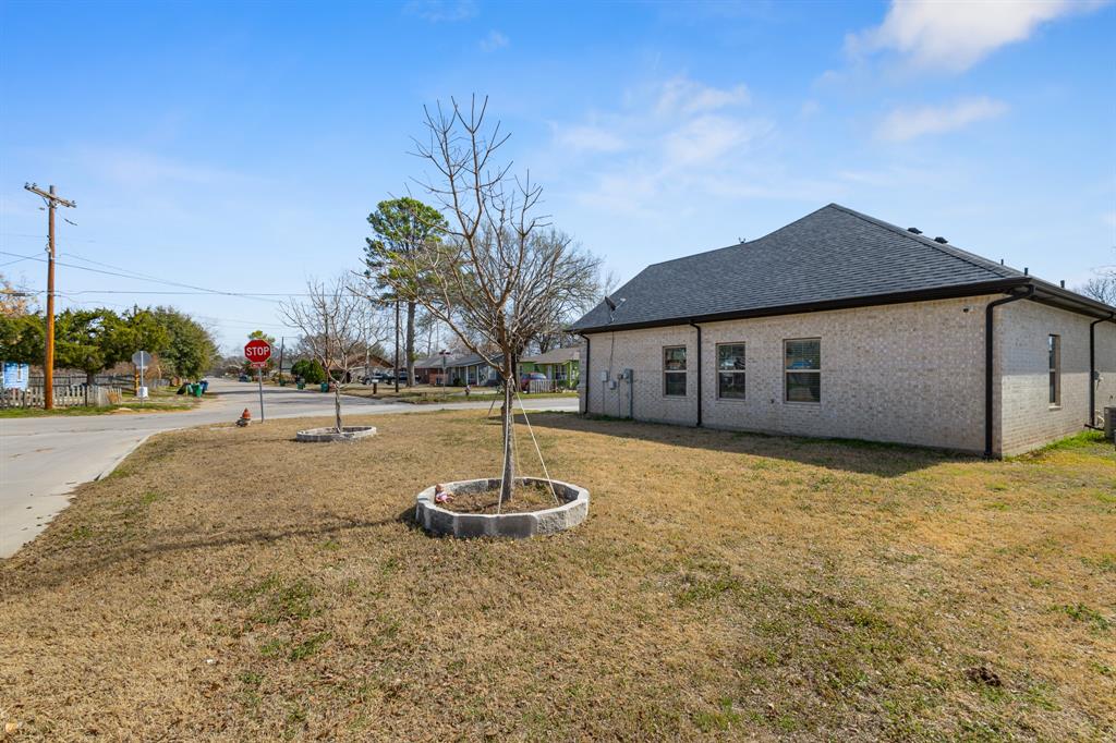 TRINIDAD HERNANDEZ ADDITION - Residential