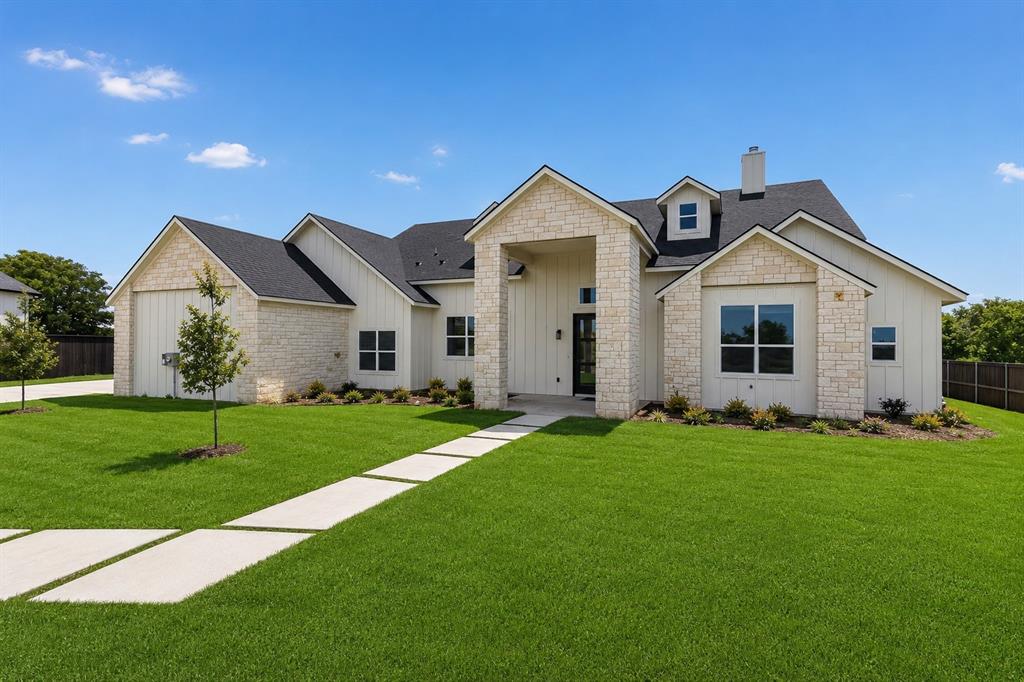 Photo of 521 Fox Hill Court, Waxahachie, TX 75167 (MLS # 21299997)