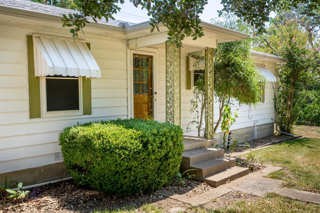 1205 Smirl Drive