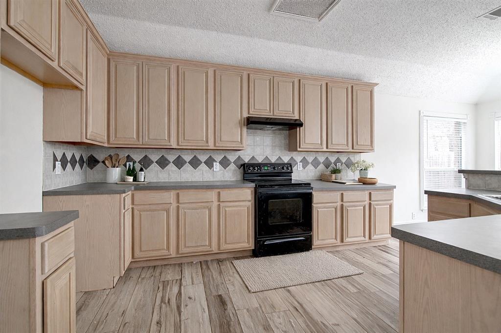 Lakewood Ph Mt Valley 01 Country - Residential