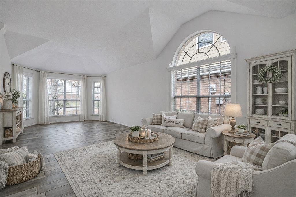 Lakewood Ph Mt Valley 01 Country - Residential