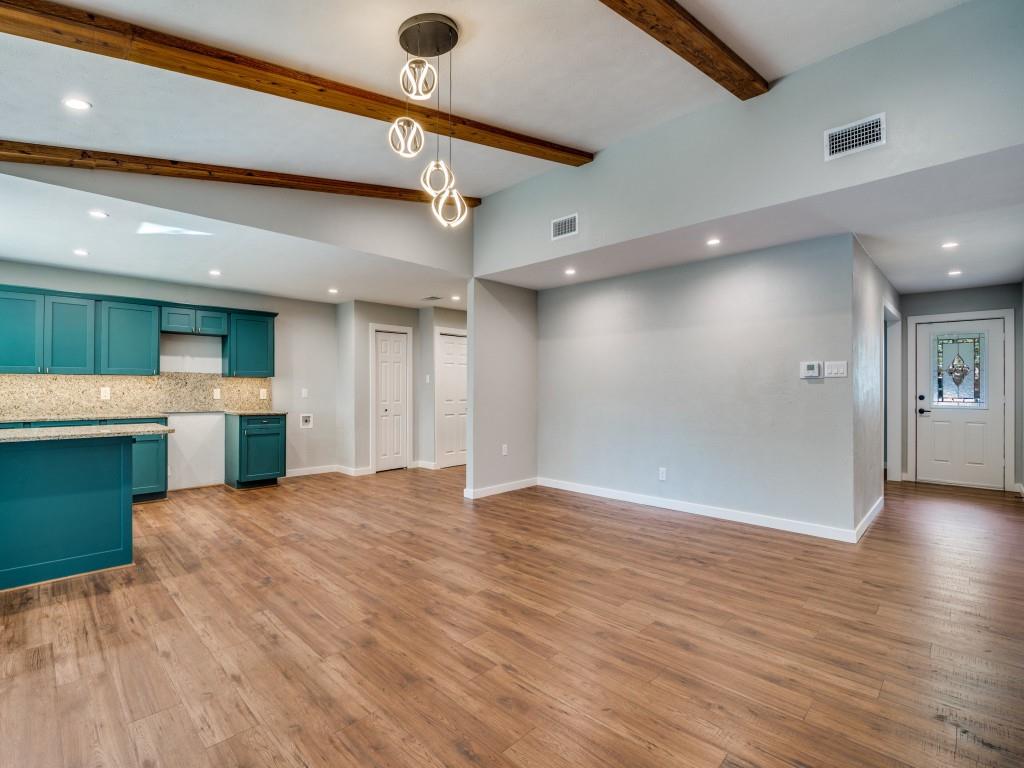 Oaks 03 - Residential