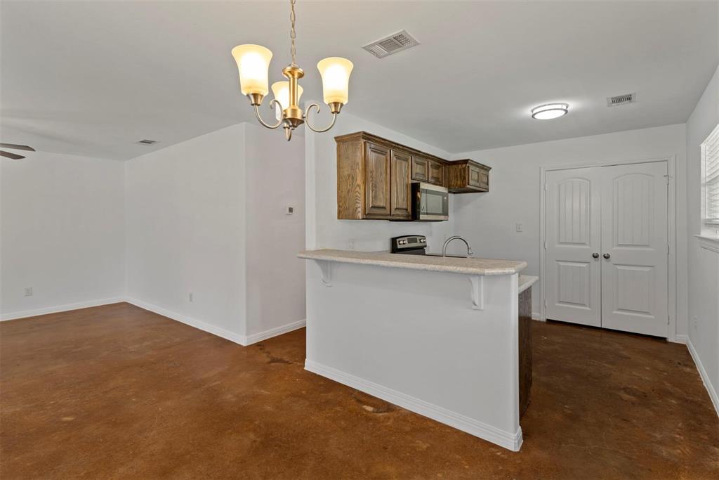 Inglish Estate Add - Residential Lease