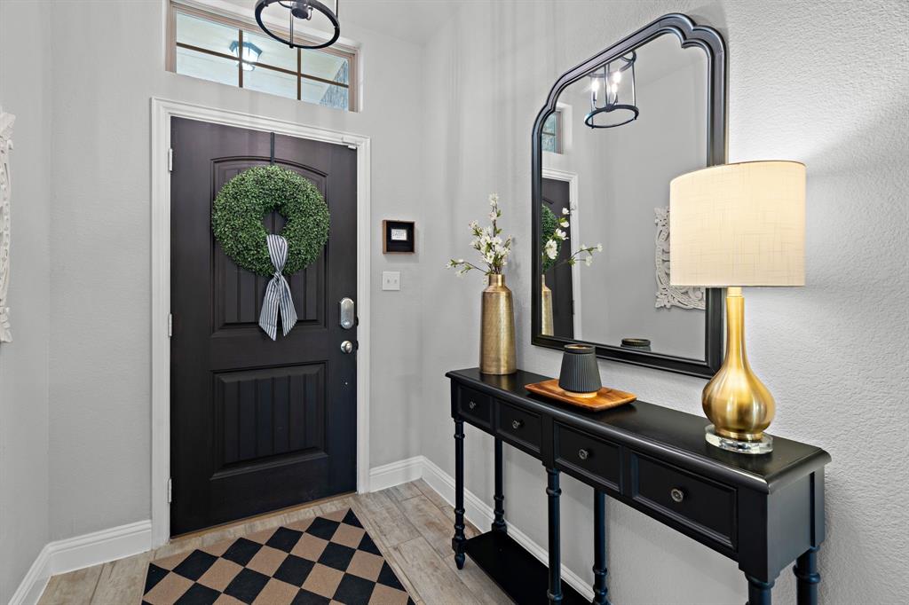 4016 Gray Wolf Drive