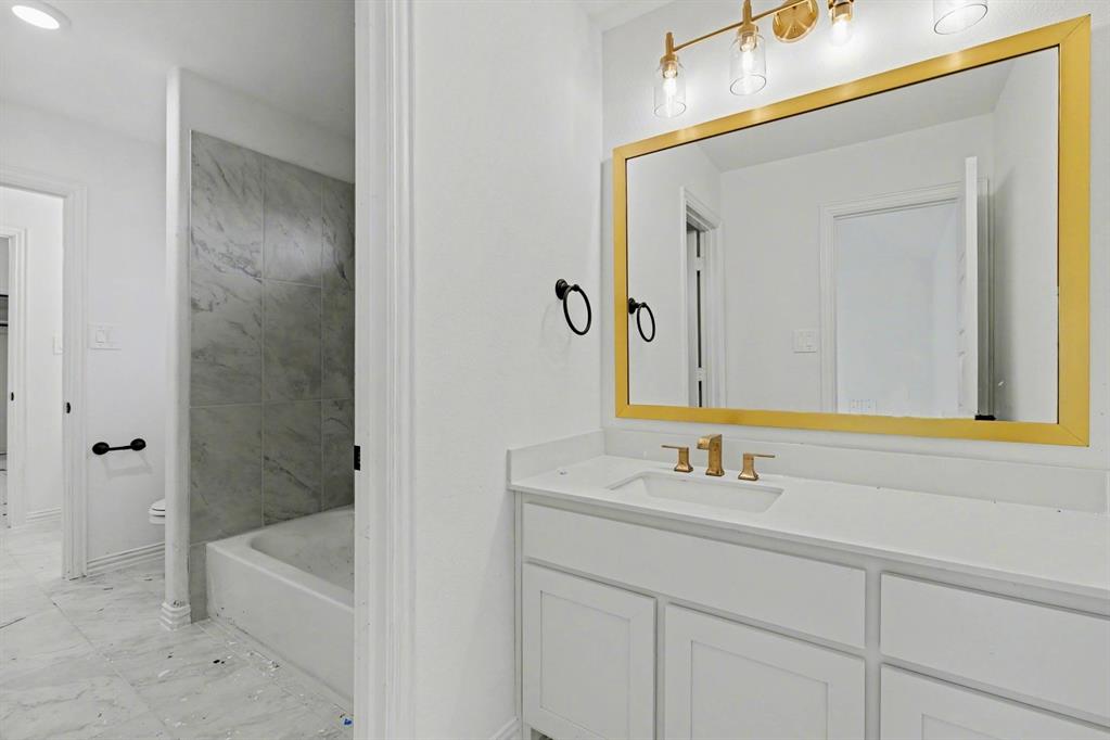 MALABAR HILL - Residential