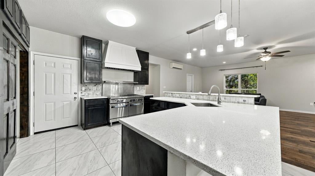1239 Friendship Road