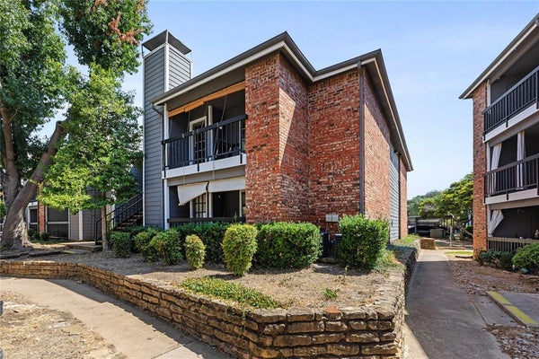 18333 ROEHAMPTON DR APT 527, DALLAS, TX 75252 - Image f1e71bd3a9442f3f0d64eca23b6d9037/2341513419